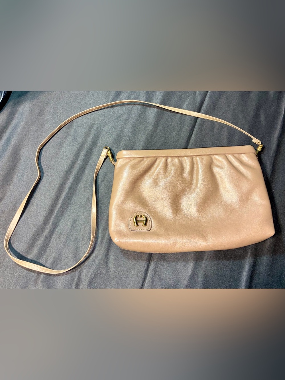 Vintage AIGNER Tan Leather Crossbody/Sling Bag -
